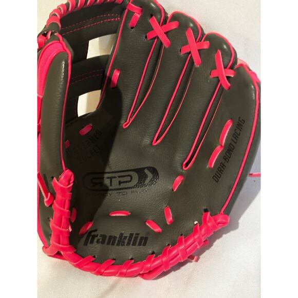 Girls Franklin Inferno Baseball Glove 9.5 Black/Pink Right Hand formed glove - Picture 2 of 6